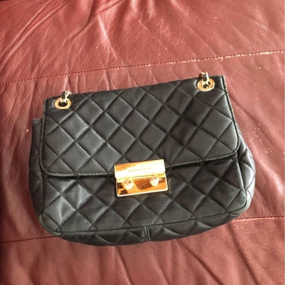 Micheal Kors black quilted purse - Picture 1 of 9